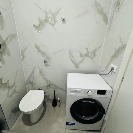 Elegant Apartman